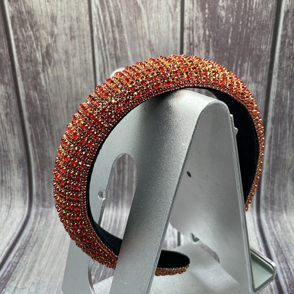 Gorgeous Headband…!Perfect for the holidays! WATCH VIDEO! - Picture 1 of 5
